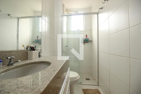 Apartamento à venda com 80m², 3 quartos e 2 vagasBanheiro