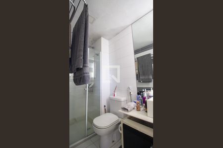 Apartamento à venda com 124m², 3 quartos e 2 vagas Apartamento à venda com 124m², 3 quartos e 2 vagasBanheiro da Suíte 1