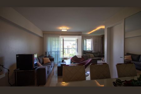 Apartamento à venda com 124m², 3 quartos e 2 vagas Apartamento à venda com 124m², 3 quartos e 2 vagasSala