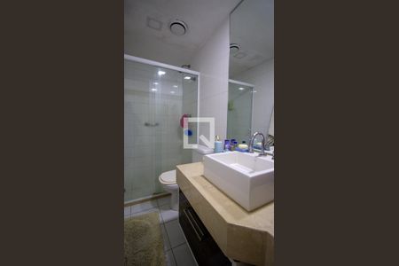 Apartamento à venda com 124m², 3 quartos e 2 vagas Apartamento à venda com 124m², 3 quartos e 2 vagasBanheiro Social