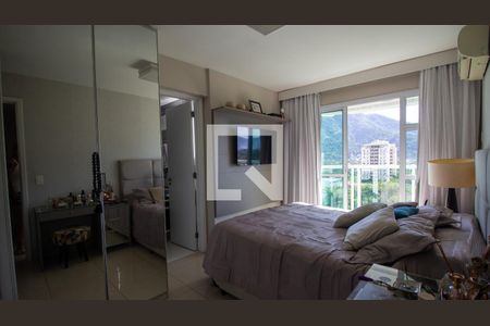 Apartamento à venda com 124m², 3 quartos e 2 vagas Apartamento à venda com 124m², 3 quartos e 2 vagasSuíte 1
