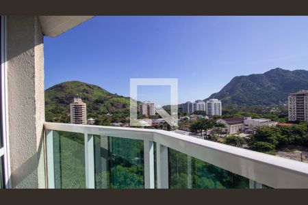 Apartamento à venda com 124m², 3 quartos e 2 vagas Apartamento à venda com 124m², 3 quartos e 2 vagasSacada da Suíte 1