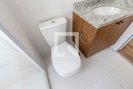 Apartamento para alugar com 64m², 2 quartos e 1 vaga Apartamento para alugar com 64m², 2 quartos e 1 vagaBanheiro