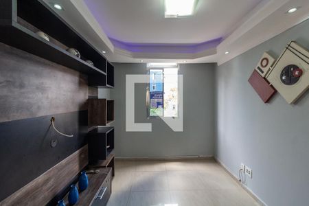 Placa de apartamento à venda com 2 quartos, 59m² em Conjunto Residencial José Bonifácio, São Paulo
