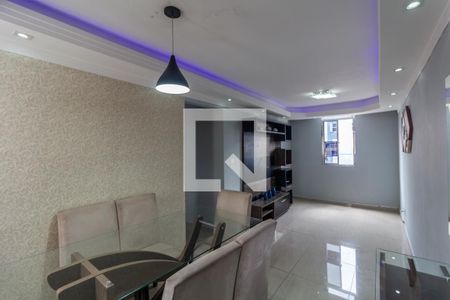 Sala de apartamento à venda com 2 quartos, 59m² em Conjunto Residencial José Bonifácio, São Paulo