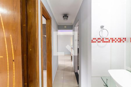 Banheiro de apartamento à venda com 2 quartos, 59m² em Conjunto Residencial José Bonifácio, São Paulo