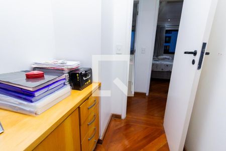 Apartamento à venda com 124m², 4 quartos e 3 vagasEscritório