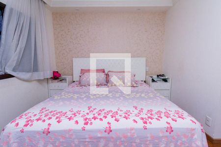 Apartamento à venda com 124m², 4 quartos e 3 vagasQuarto 4