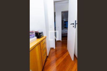 Apartamento à venda com 124m², 4 quartos e 3 vagasEscritório