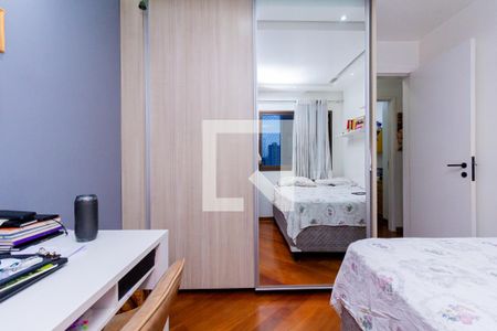 Apartamento à venda com 124m², 4 quartos e 3 vagasQuarto 3