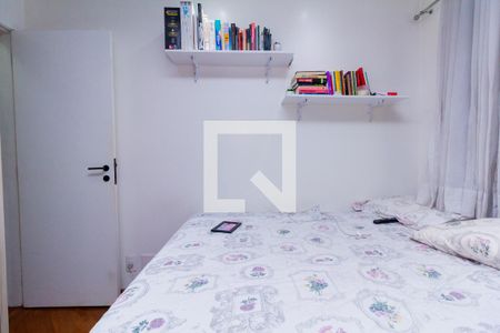 Apartamento à venda com 124m², 4 quartos e 3 vagasQuarto 2