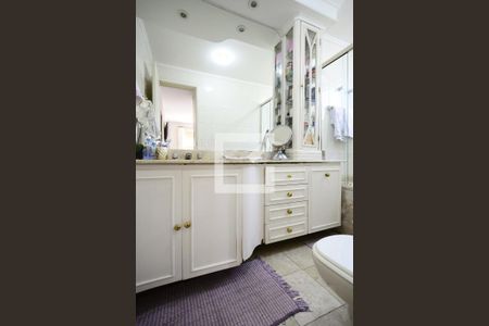 Apartamento à venda com 160m², 3 quartos e 2 vagasSuíte 1