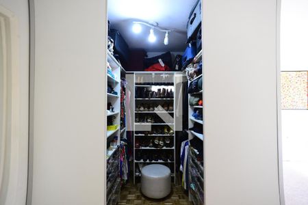 Apartamento à venda com 160m², 3 quartos e 2 vagasSuíte 1