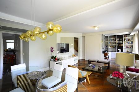 Apartamento à venda com 160m², 3 quartos e 2 vagasSala