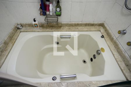 Apartamento à venda com 160m², 3 quartos e 2 vagasSuíte 1