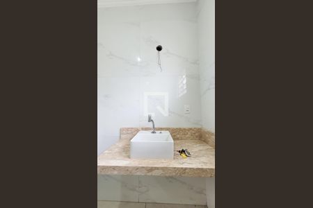 Casa para alugar com 250m², 4 quartos e 7 vagas Casa para alugar com 250m², 4 quartos e 7 vagasBanheiro Social