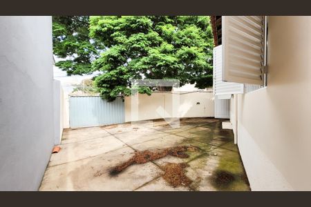 Casa para alugar com 250m², 4 quartos e 7 vagas Casa para alugar com 250m², 4 quartos e 7 vagasGaragem do Fundo