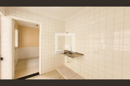 Casa para alugar com 250m², 4 quartos e 7 vagas Casa para alugar com 250m², 4 quartos e 7 vagasEdícula
