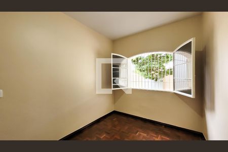 Casa para alugar com 250m², 4 quartos e 7 vagas Casa para alugar com 250m², 4 quartos e 7 vagasQuarto 2