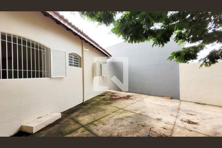 Casa para alugar com 250m², 4 quartos e 7 vagas Casa para alugar com 250m², 4 quartos e 7 vagasGaragem do Fundo