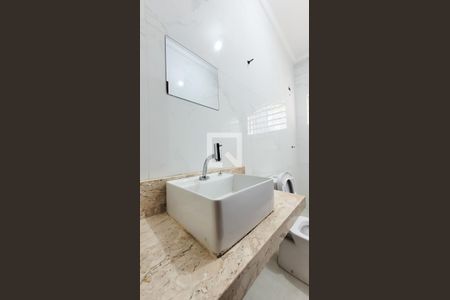 Casa para alugar com 250m², 4 quartos e 7 vagas Casa para alugar com 250m², 4 quartos e 7 vagasLavabo