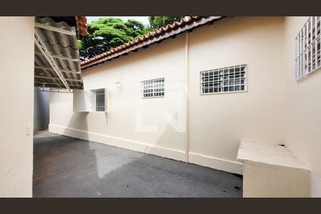 Casa para alugar com 250m², 4 quartos e 7 vagas Casa para alugar com 250m², 4 quartos e 7 vagasQuintal
