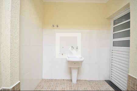 Casa à venda com 110m², 3 quartos e 2 vagasÁrea de Serviço