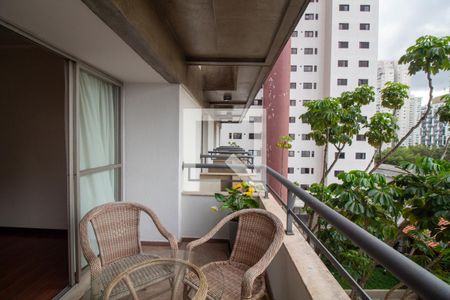 Apartamento para alugar com 160m², 3 quartos e 2 vagas Apartamento para alugar com 160m², 3 quartos e 2 vagasTerraço