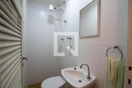 Apartamento para alugar com 160m², 3 quartos e 2 vagas Apartamento para alugar com 160m², 3 quartos e 2 vagasBanheiro de Serviço