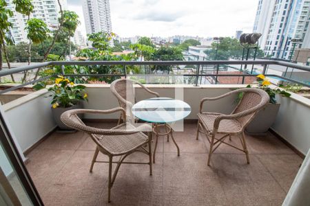 Apartamento para alugar com 160m², 3 quartos e 2 vagas Apartamento para alugar com 160m², 3 quartos e 2 vagasTerraço