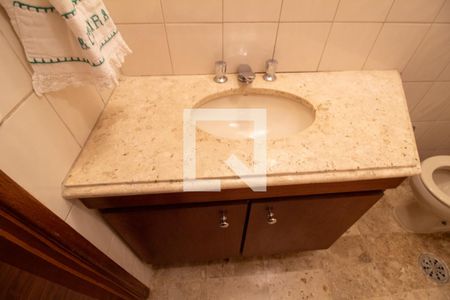 Apartamento para alugar com 160m², 3 quartos e 2 vagas Apartamento para alugar com 160m², 3 quartos e 2 vagasBanheiro