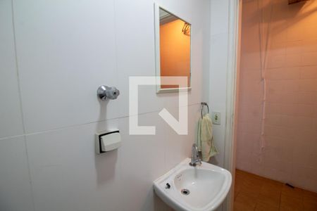 Apartamento para alugar com 160m², 3 quartos e 2 vagas Apartamento para alugar com 160m², 3 quartos e 2 vagasBanheiro de Serviço