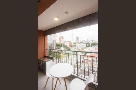 Varanda de kitnet/studio à venda com 1 quarto, 28m² em Santo Amaro, São Paulo