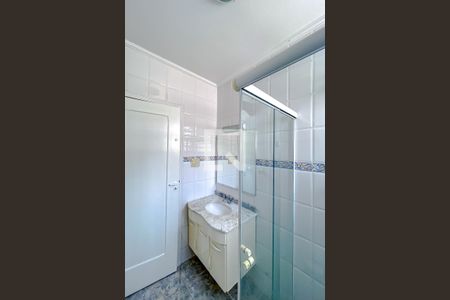 Casa à venda com 80m², 3 quartos e 2 vagasBanheiro