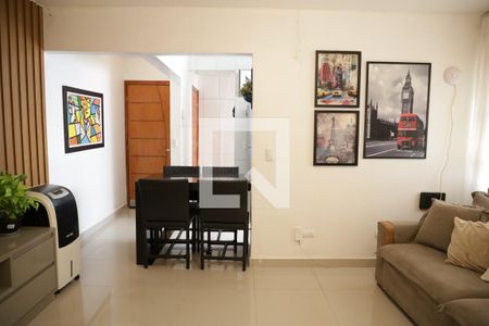 Sala de apartamento para alugar com 2 quartos, 65m² em St. Bueno, Goiânia