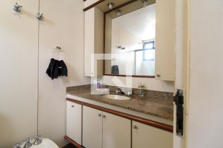 Apartamento à venda com 171m², 4 quartos e 2 vagasBanheiro da Suíte 1