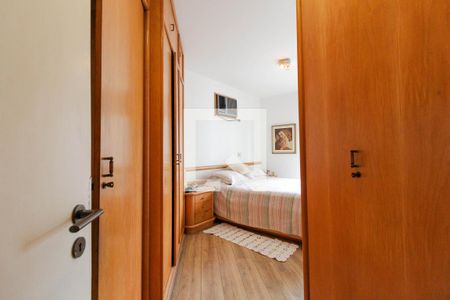 Apartamento à venda com 171m², 4 quartos e 2 vagasSuíte 2