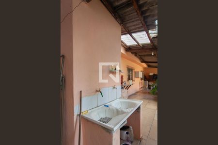 Casa à venda com 360m², 2 quartos e 4 vagas Casa à venda com 360m², 2 quartos e 4 vagasÁrea de Serviço