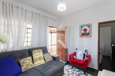 Sala de casa à venda com 2 quartos, 360m² em Jardim das Nacoes, Belo Horizonte