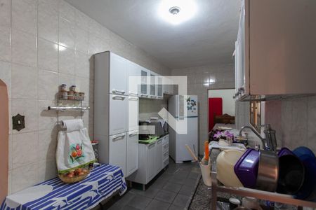 Casa à venda com 360m², 2 quartos e 4 vagas Casa à venda com 360m², 2 quartos e 4 vagasCozinha