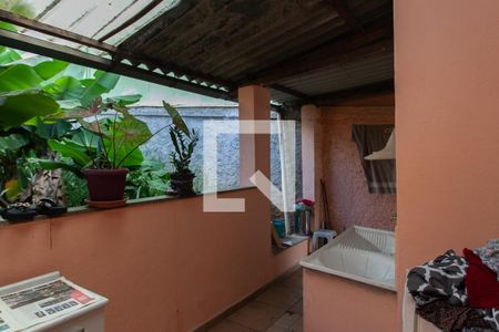 Casa à venda com 360m², 2 quartos e 4 vagas Casa à venda com 360m², 2 quartos e 4 vagasÁrea de Serviço