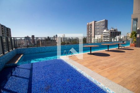 Studio à venda com 27m², 1 quarto e sem vagaÁrea comum - Piscina
