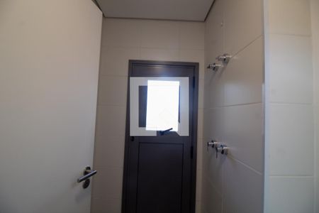 Banheiro de kitnet/studio à venda com 1 quarto, 27m² em Chácara Santo Antônio (zona Sul), São Paulo