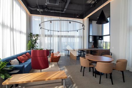 Studio à venda com 27m², 1 quarto e sem vagaÁrea comum - Salão de Festas