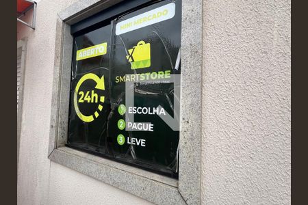 Apartamento para alugar com 52m², 2 quartos e 1 vagaMini mercado