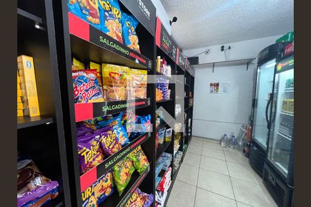 Apartamento para alugar com 52m², 2 quartos e 1 vagaMini mercado