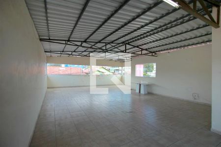 Casa à venda com 372m², 4 quartos e 4 vagasSalão 2º piso