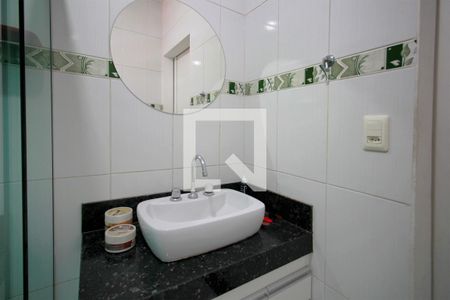 Casa à venda com 372m², 4 quartos e 4 vagasBanheiro da Suíte