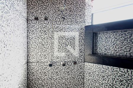 Casa à venda com 372m², 4 quartos e 4 vagasBanheiro 2