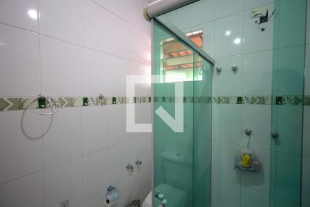 Casa à venda com 372m², 4 quartos e 4 vagasBanheiro da Suíte